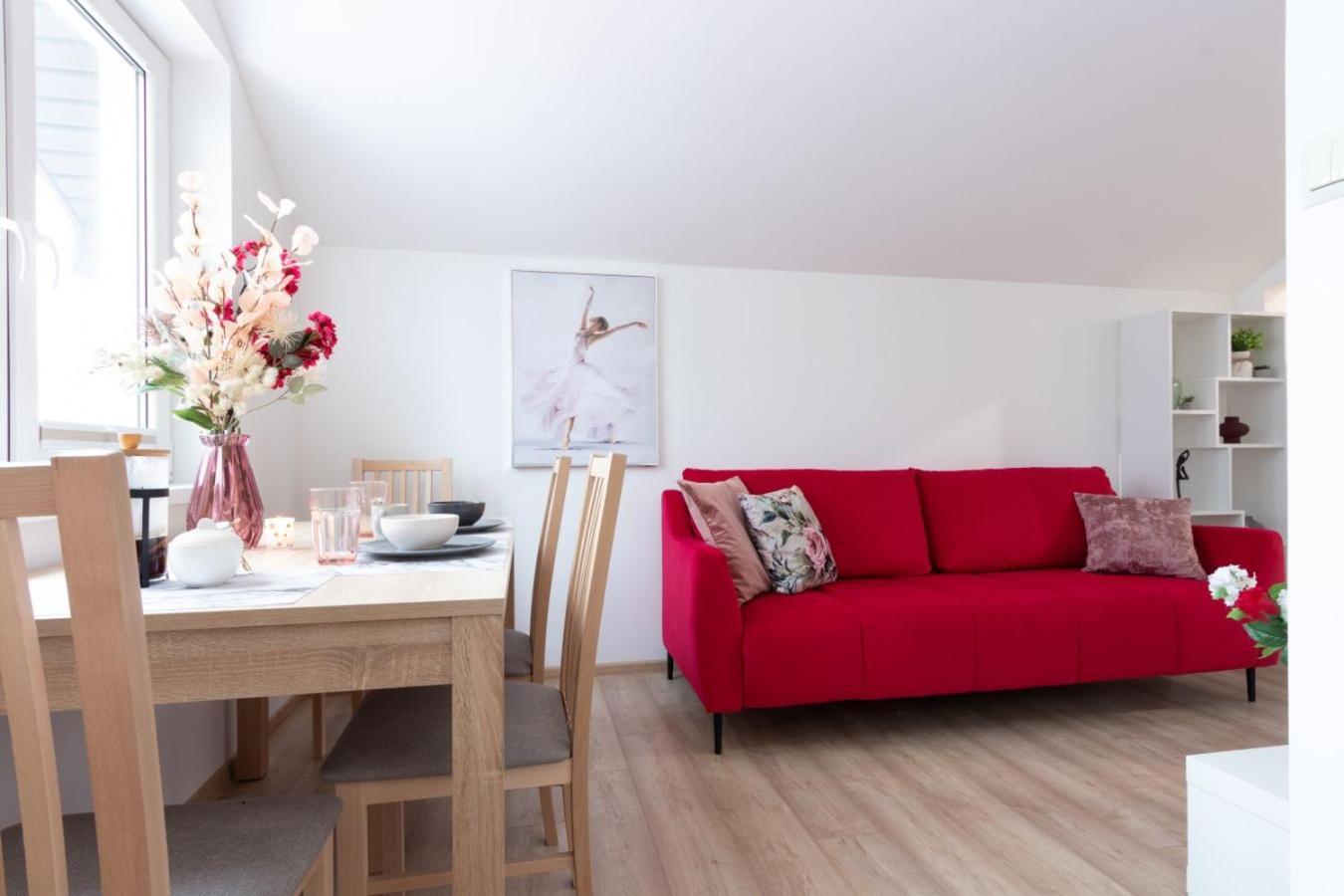 Apartamenty Gorki Male 투션 외부 사진